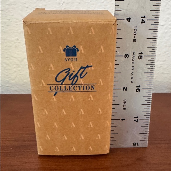 NIB Vintage Avon American Flag Salt & Pepper Shakers Star Spangled Collection - Picture 7 of 7